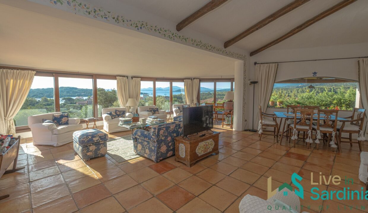 Villa-For-Sale-Porto-Cervo-Sardinia (27)