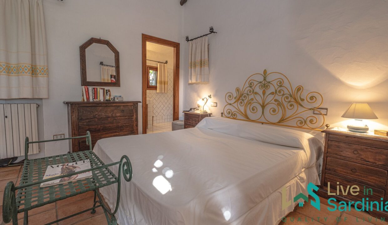 Villa-For-Sale-Porto-Cervo-Sardinia (42) - Copia
