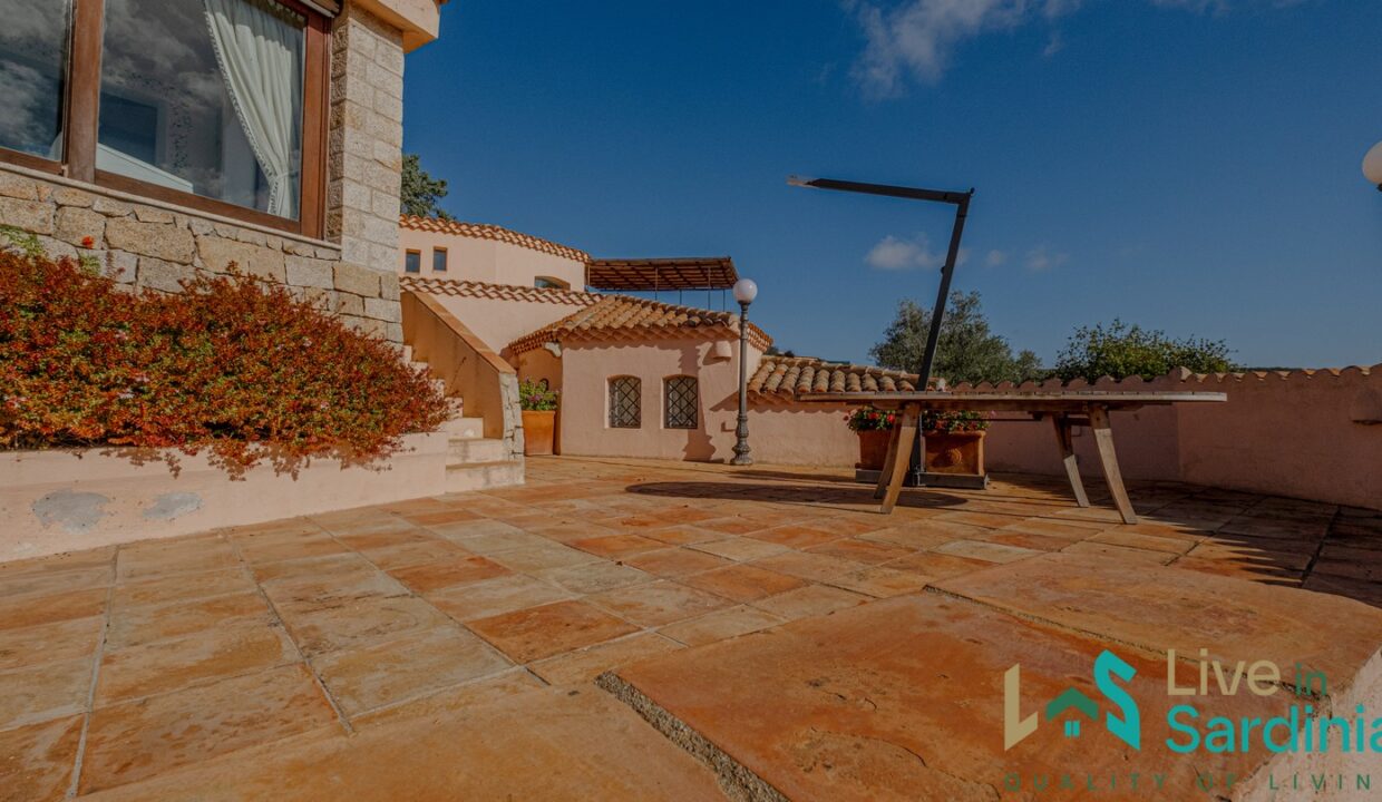 Villa-For-Sale-Porto-Cervo-Sardinia (58)