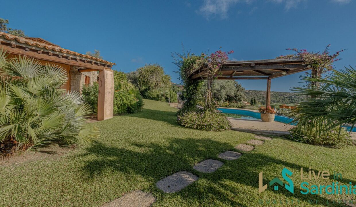 Villa-For-Sale-Porto-Cervo-Sardinia (60)