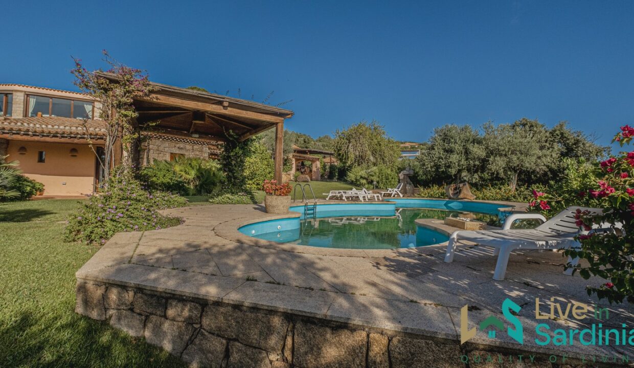 Villa-For-Sale-Porto-Cervo-Sardinia (64)