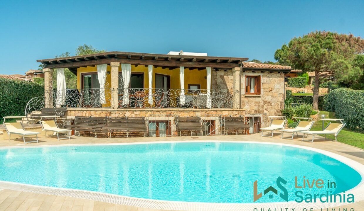 Villa For Sale With Pool And Sea View in Capo Coda Cavallo Sardinia