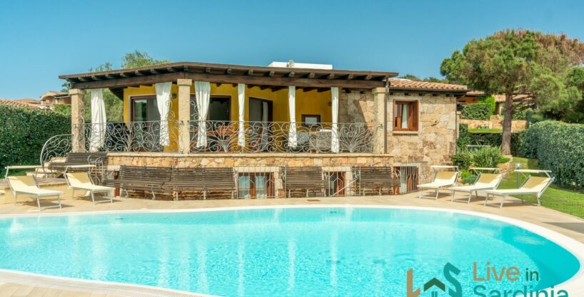 Villa For Sale With Pool And Sea View in Capo Coda Cavallo Sardinia