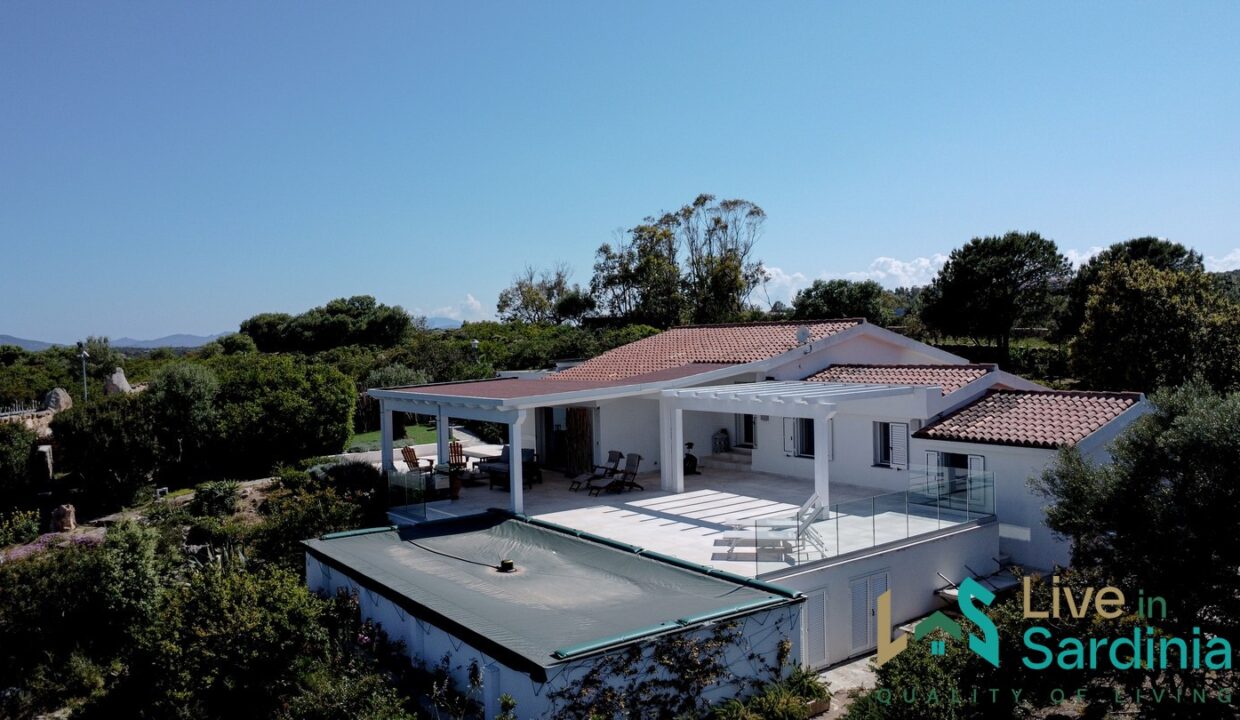 Beachfront-Villa-For-Sale-Costa-Smeralda