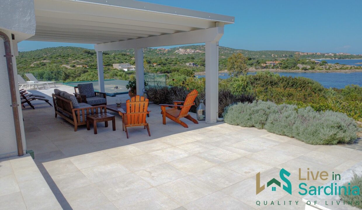Beachfront-Villa-For-Sale-Costa-Smeralda