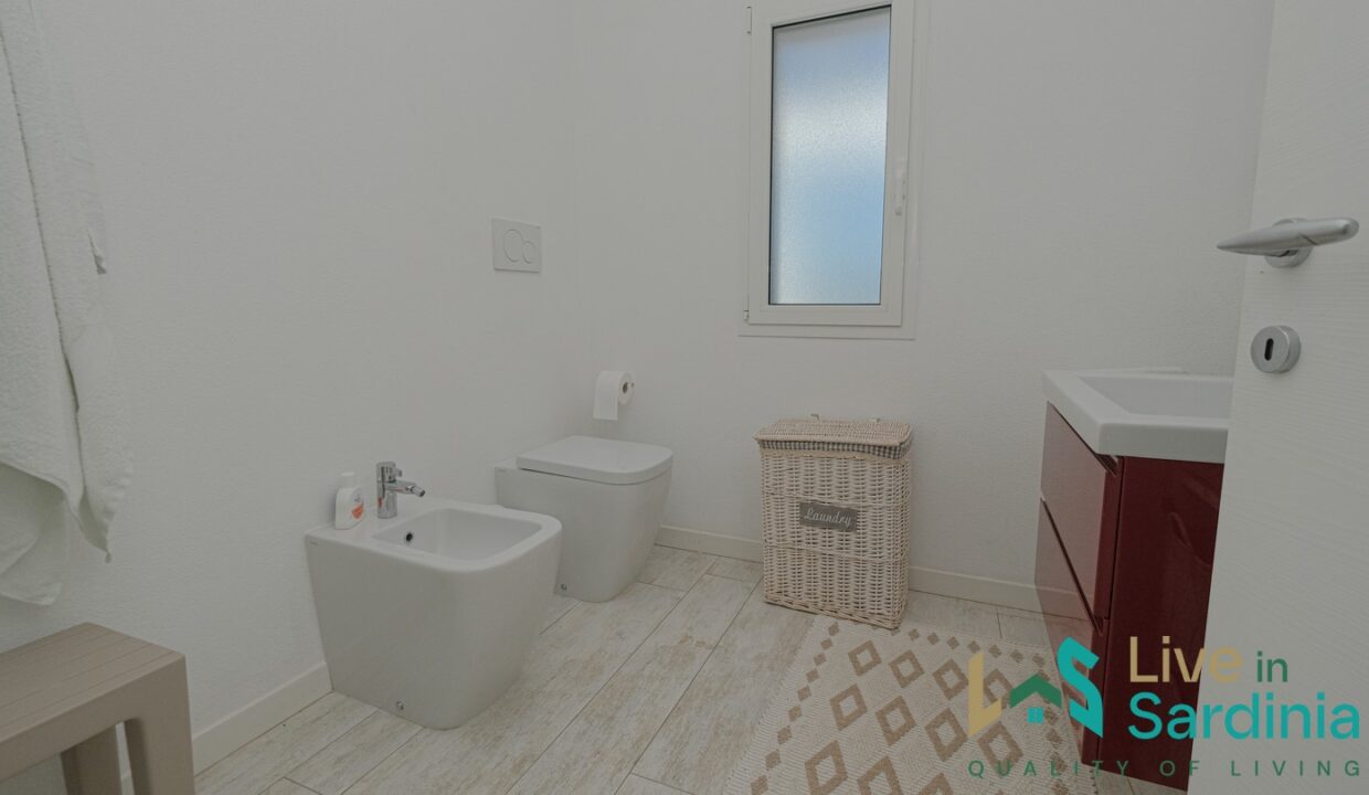 Beachfront-Villa-For-Sale-Costa-Smeralda (85)
