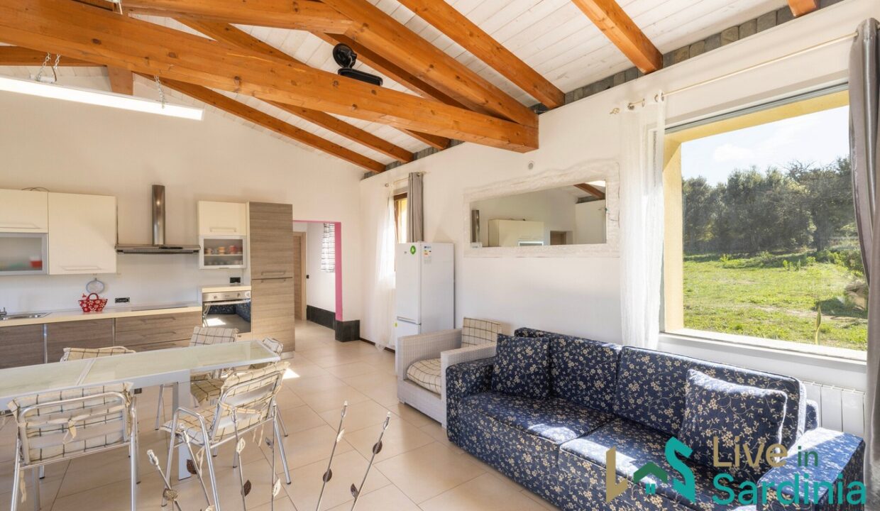 Country-Home-for-Sale-Aglientu (18)