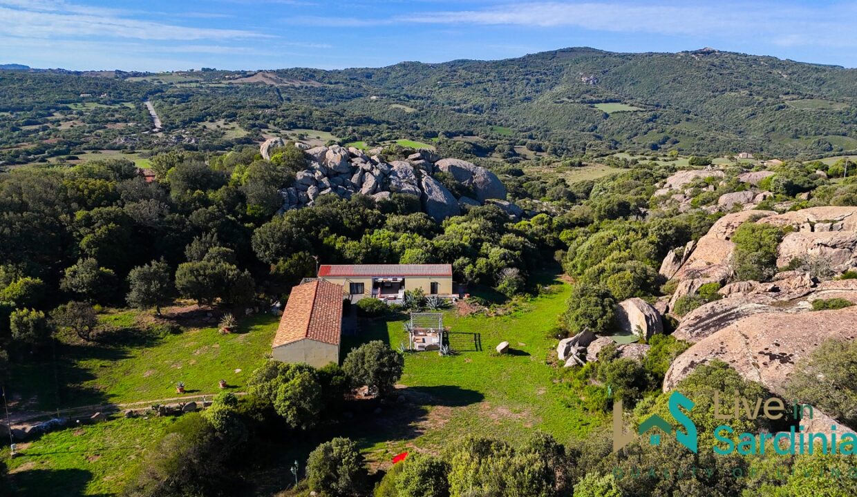 Country-Home-for-Sale-Aglientu
