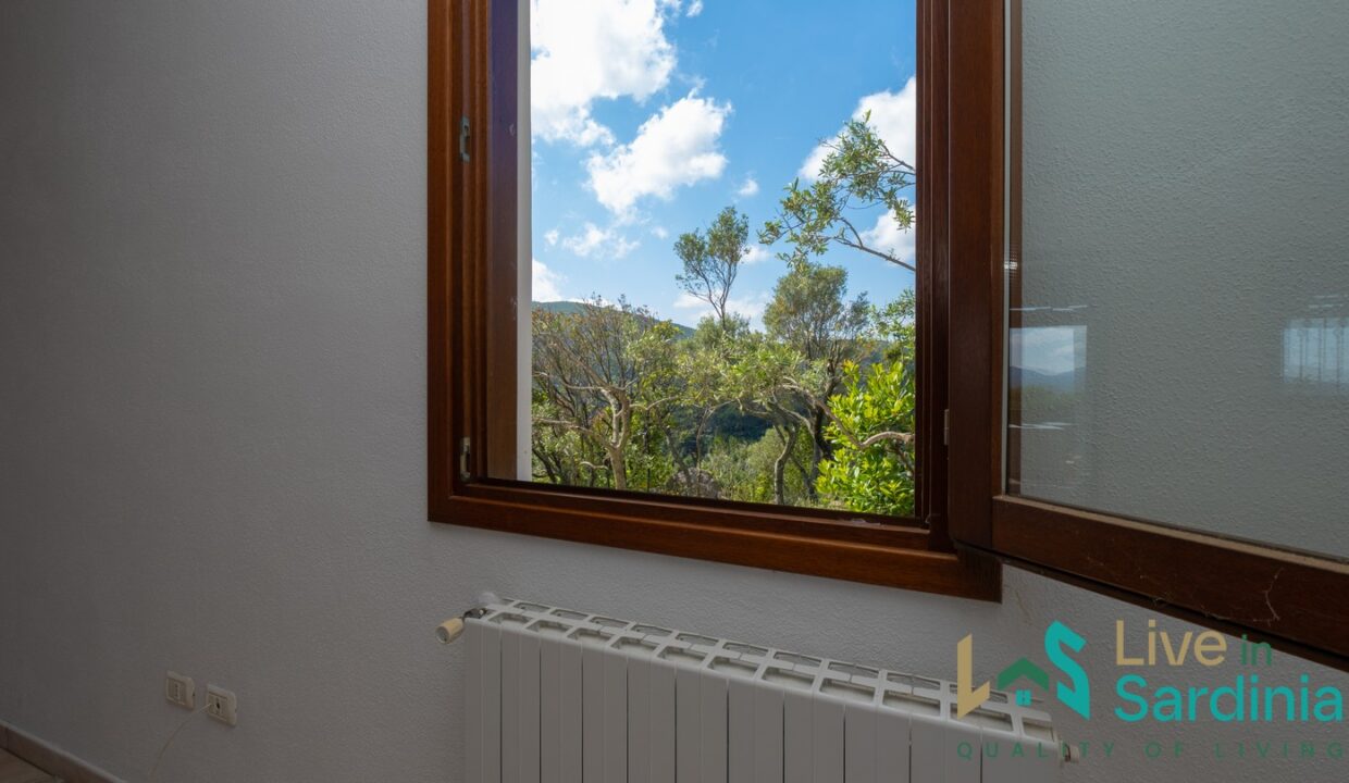 Sea-View-Home-For-Sale-In-Olbia (17)