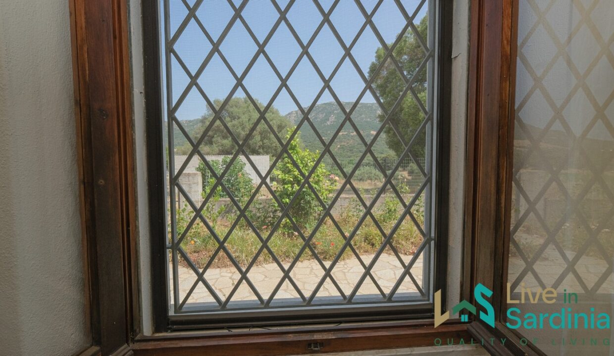 Country-Home-For-Sale-Monti (43)