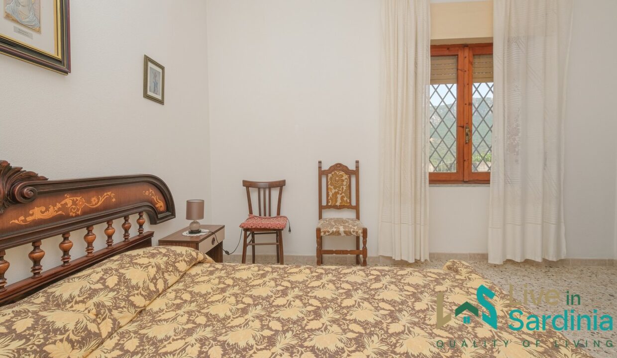 Country-Home-For-Sale-Monti (49)