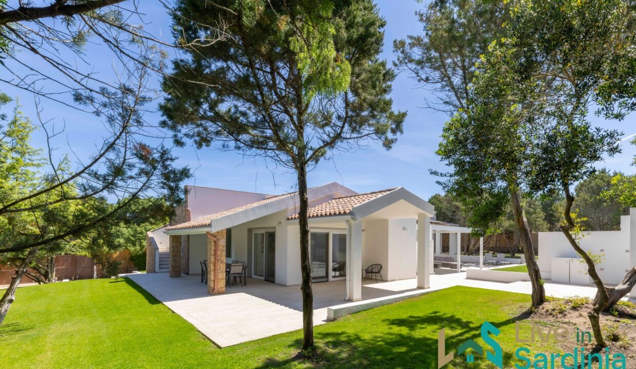 Sea-View-Villa-For-Sale-In-Aglientu