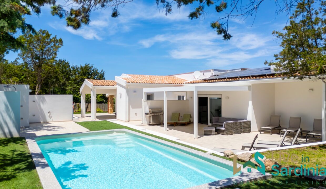 Sea-View-Villa-For-Sale-In-Aglientu