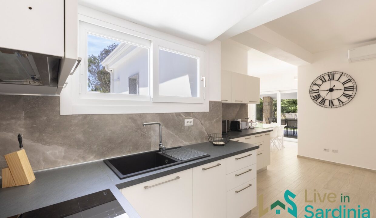 Sea-View-Villa-For-Sale-In-Aglientu
