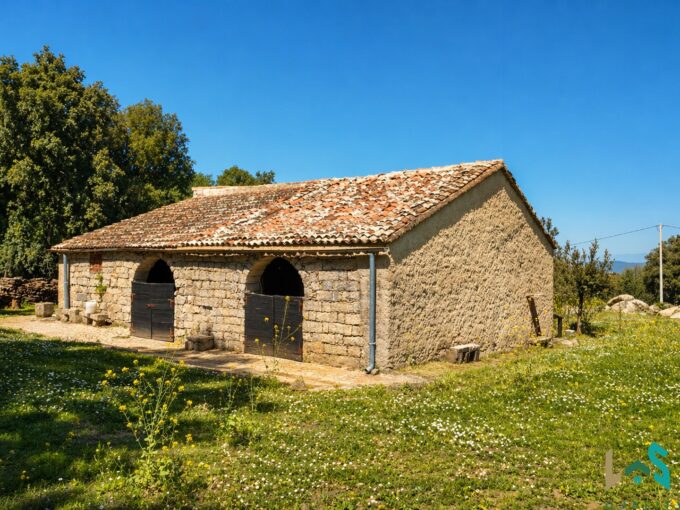 Sardinian stazzo with private garden and outdoor patio