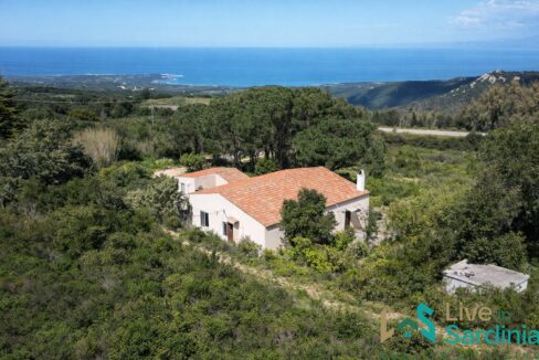 Sea view farmhouse surrounded by Mediterranean landscape in Aglientu Gallura